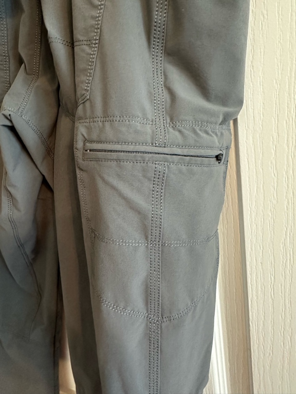 Men's Patagonia Quandry Dark Gray Performance Pants - Picture 3 of 7